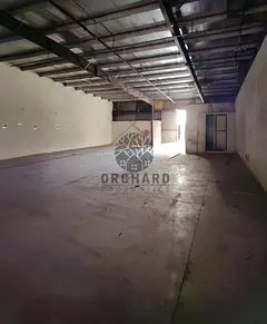 4100 sqft/height 7M/storage/roadfacing loaction/loading unloading space abilable/office/washroom/ren