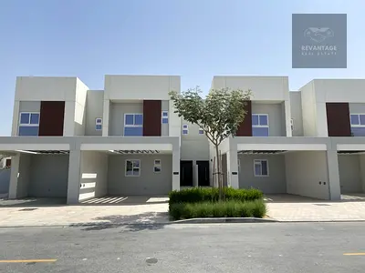 Single Row | On Green Belt | Exclusive Listing