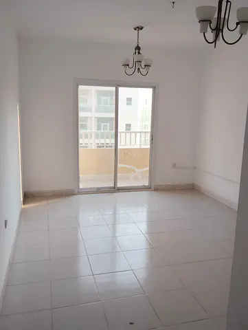 BIG OFFER WE HAVE 1BHK APARTMENT AMBER MARKET JUST 30K