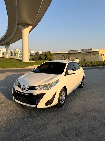 Toyota Yaris SE+, миниатюра 3