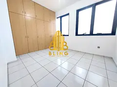 Alluring 1BHK With Closed Kitchen & Built-In Cupboards