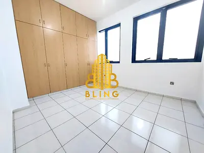 Alluring 1BHK With Closed Kitchen & Built-In Cupboards