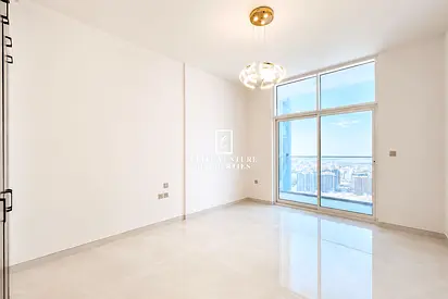 HIGHEST FLOOR | PREMIUM VIEW | BRIGHT APARTMENT