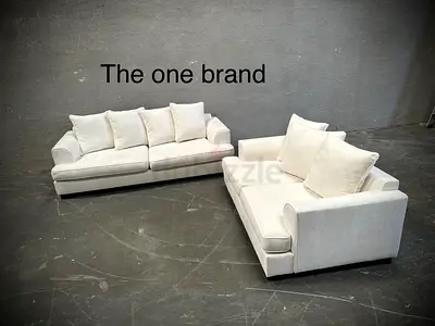 Like new condition the one brand Kingston sofa set