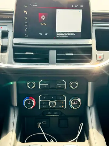 2022 GMC YUKON — фото 10