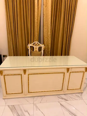 عدد طاولات 2 عدد كراسي 2 ابوظبي / مدينة الرياض