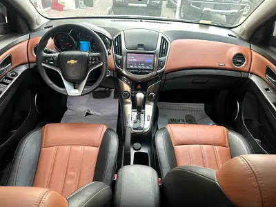 2017 Chevrolet CRUZE 照片 11