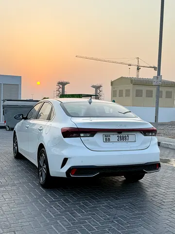 صورة 3 لـ 2024 KIA K3
