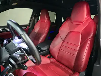 2019 Porsche CAYENNE — миниатюра 14