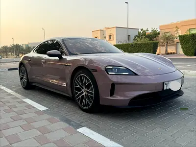 2025 PORSCHE TAYCAN