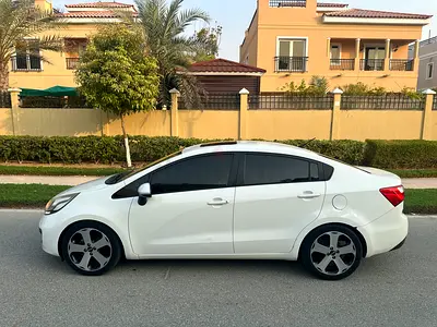 Kia Rio limeted 2015 GCC Specs
