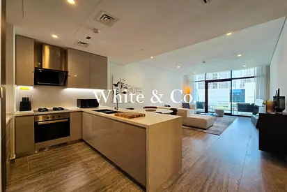 Luxury Living | 2 Bed + Maid | Waterfront