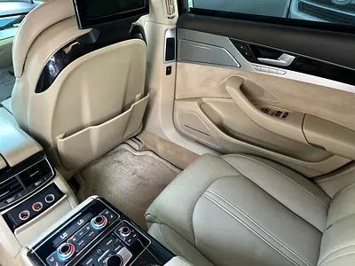 صورة مصغرة 11 لـ 2015 AUDI A8
