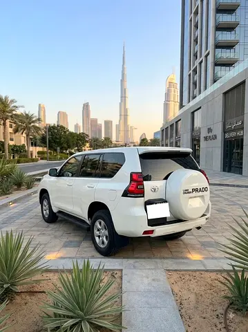 صورة مصغرة 2 لـ 2020 Toyota PRADO