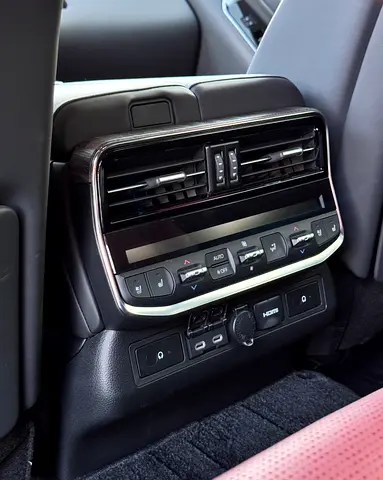 2024 Toyota LAND CRUISER 缩略图 19