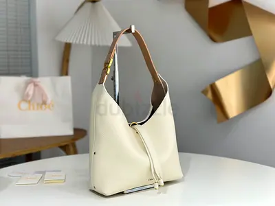 Chloé|Marcie Hobo bag