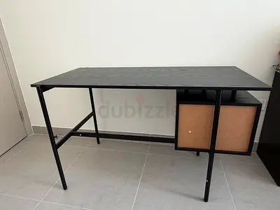 Black & Oak Modern Study Desk (Like New)