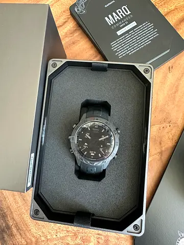 Garmin MARQ Commander Gen 2 Carbon Edition - Smart Watch