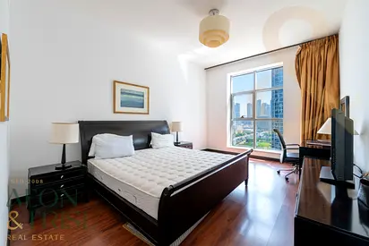 Vibrant 1 bed l Prime Investment l Lake Views