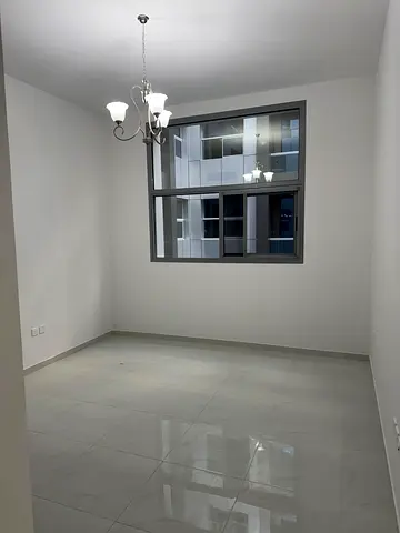 //VACANT FLAT//1 BEDROOM//NEAR BURJUMAN & ADCB METRO//FOR FAMILY ONLY//SPACIOUS//