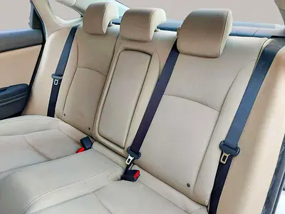 2020 Honda CIVIC — миниатюра 12