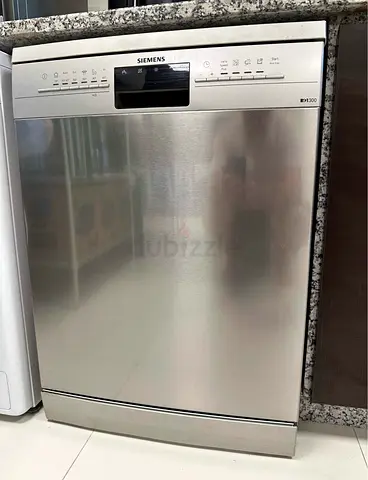 Siemens Dishwasher 14 place settings SN236I10NM