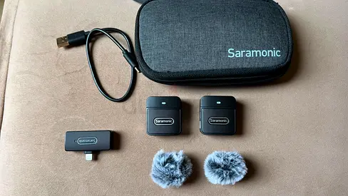 Saramonic Blink 100 Wireless Lavalier Mic Kit (Lightning/iOS)