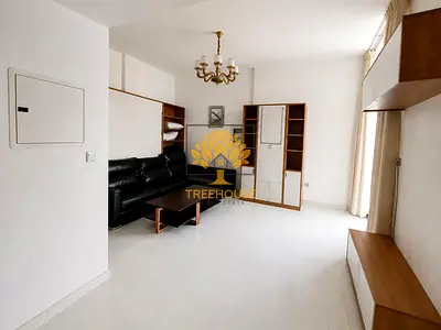 FULLY FURNISHED| SPACIOS & BRIGHT | PRIME LOCATION