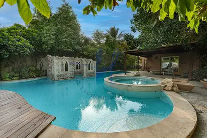 Hidden Resort Style Home | Vacant Now | Calm Villa