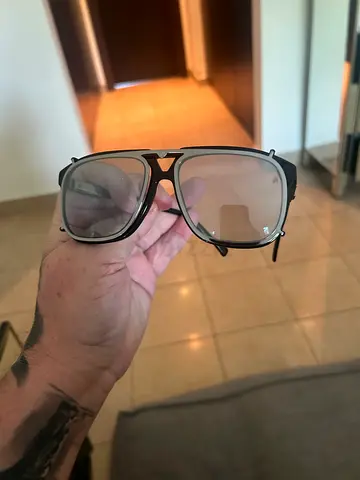 Louis Vuitton-style Black Designer Sunglasses (Pre-owned)