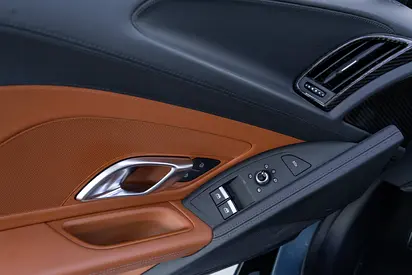 2021 AUDI R8 — миниатюра 10