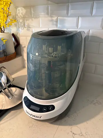 Babybrezza Bottle Sterilizer and Dryer - Excellent Condition