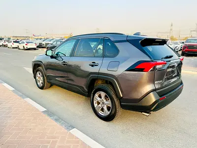 2022 Toyota RAV 4 — фото 14