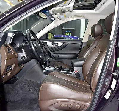 2016 Infiniti QX70 缩略图 10