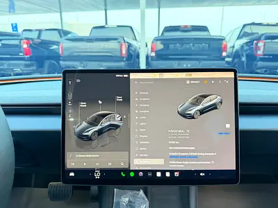 2024 Tesla MODEL 3 — миниатюра 12