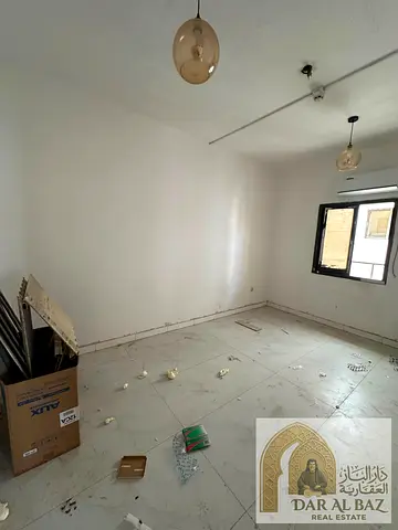 ارخص 3غرفه وصاله للايجار السنوي منطقه ابوشغاره3حمام بنايه مجدده بالكامل تكييف اسبلت فرصه مناسبه للعائلات