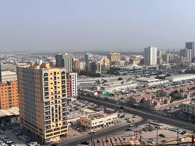 غرفتين وصاله 3 حمامات وبالكونه باطلاله مميزة _ باركن خاص _ تشطيبات وتقسيمات سوبر لوكس وواسعه _ قريبه من كل الخدمات