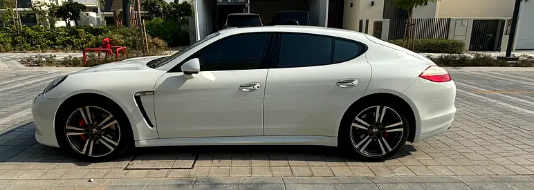 2013 Porsche PANAMERA — миниатюра 3