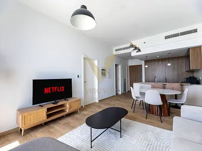Fully Furnished 1BR | Vacant | Community View