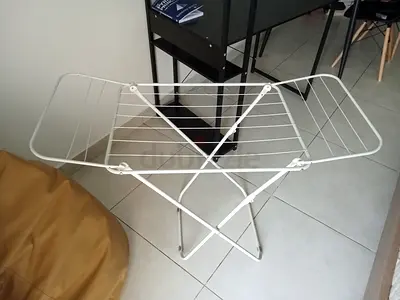 Small White drying rack