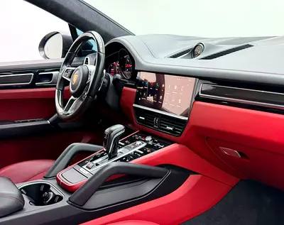 صورة 7 لـ 2022 Porsche CAYENNE