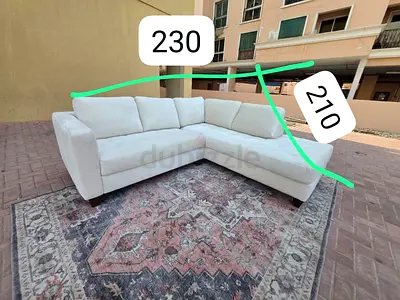 Selling Premium Quality luxury natuzzai lshape sofa