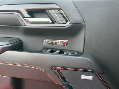 صورة 16 لـ 2023 GMC SIERRA