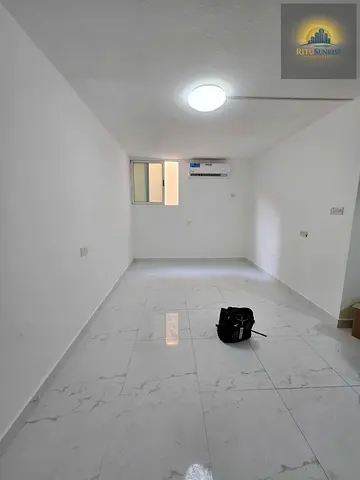 RENOVATION STUDIO APARTMENT AVAILABLE AT AL NAHYAN NEAR CO-OP SUPERMARKET