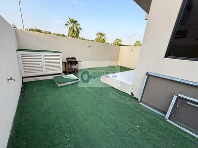 SINGLE ROW CORNER 3BR + MAID TOWNHOUSE GATTED COMMUNITY
