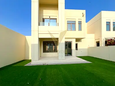 SPACIOUS 4BR |EXCLUSIVE | SINGLE ROW