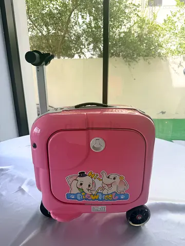 Kids Pink Ride-on Suitcase with Elephant Graphic