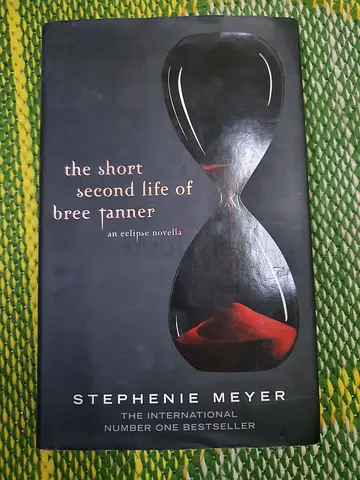 The Short Second Life of Bree Tanner - Stephenie Meyer (Paperback)