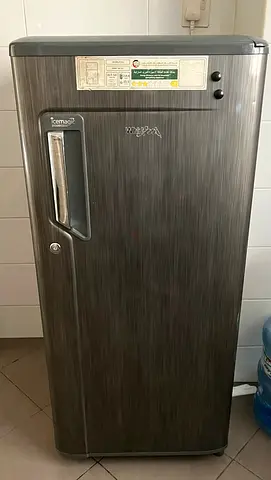 Whirlpool single-door refrigerator - good working condition