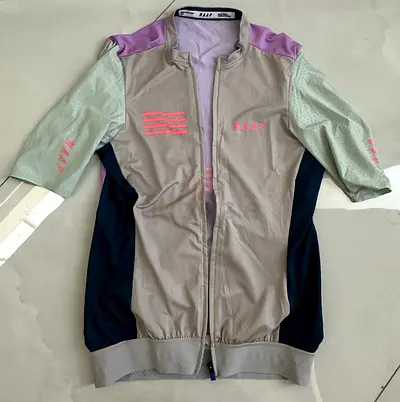 **MAAP Premium Cycling Jersey – Size Small
